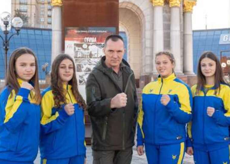 Рашист та кримінальний елемент Володимир Продивус вирішив змінити шапку в очікуванні поразки Росії