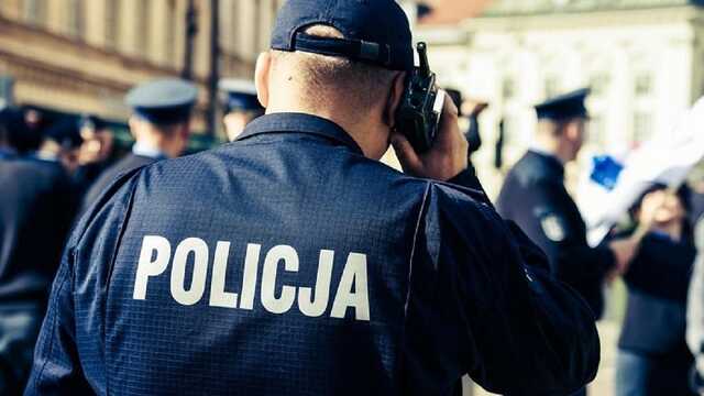 Українець нелегально привіз 12 турків на територію Польщі в одному автомобілі