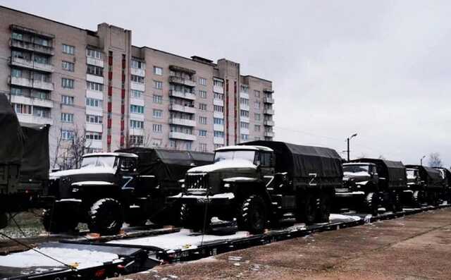 РФ опрокинула в Беларусь еще один эшелон с техникой, - Гаюн