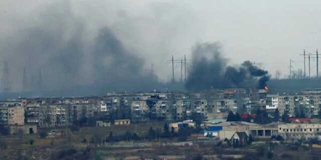 "Вся земля під Соледаром у трупах окупантів": Зеленський про бійню за Донбас