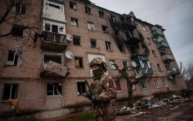 "Ідуть по трупах своїх": від інфраструктури Соледара майже нічого не залишилося, - ОВА