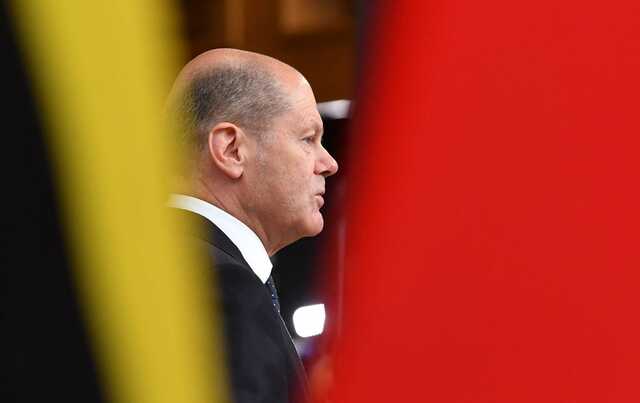 У Давосі посилили тиск на Шольца через Україну