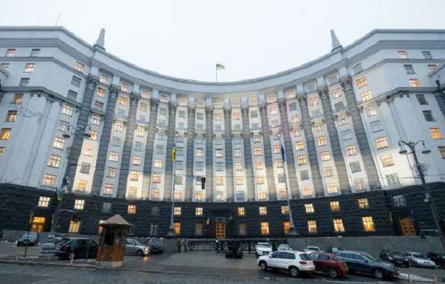 Кабмін погодив звільнення глав п’яти ОВА