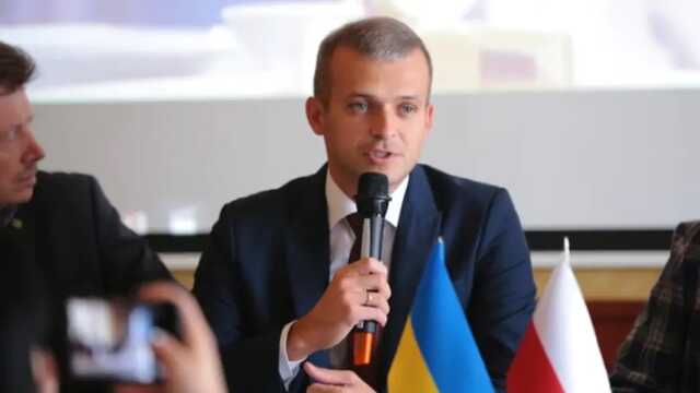 Під варту взяли не Лозинського, а підприємця, якого підозрюють у передачі хабаря