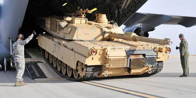 США отправят Украине 31 танк Abrams, - Bloomberg