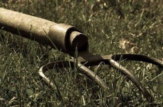 На Одещині чоловік та жінка влаштували бій вилами: в обох тяжкі травми