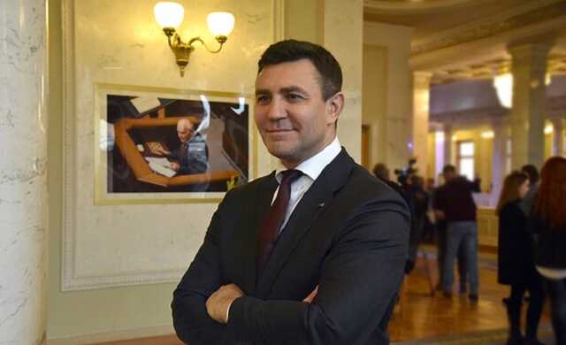 У "Слузі народу" заявили, що мають у своєму розпорядженні голоси для виключення нардепа Тищенка з фракції