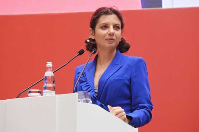 "В Україні ми вже працюємо": пропагандистка Сімоньян розмріялася про "звільнення" Німеччини від "фашистів"