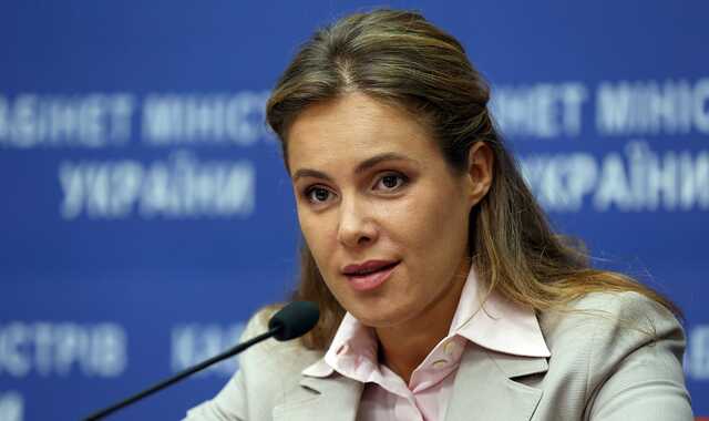 Королевская с мужем написали заявления на составление мандатов нардепов - СМИ