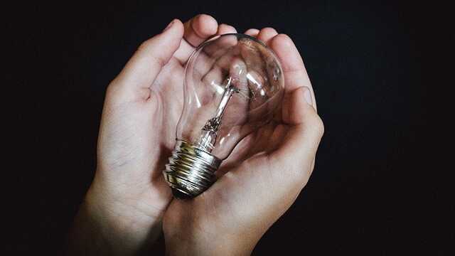 В Украине через "Дию" уже заказали на обмен более 140 тысяч ламп