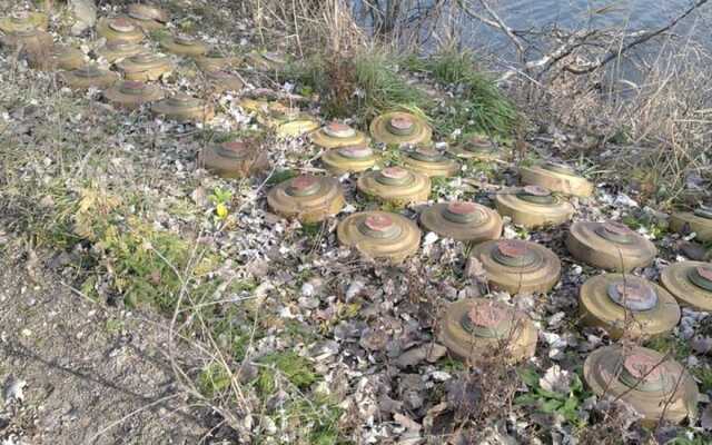 Поблизу звільненого Лиману поліцейські знайшли російські протитанкові міни