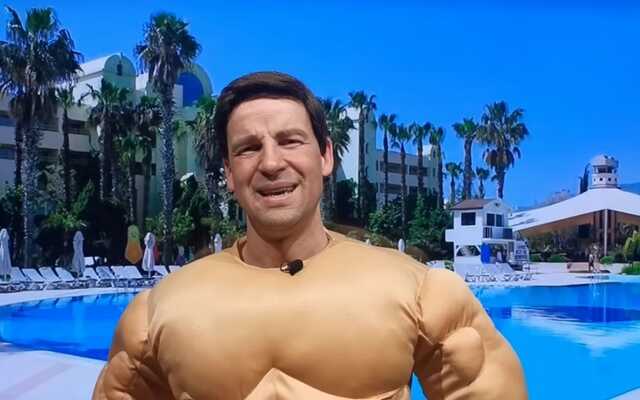 Юрій Великий зняв кумедну пародію на Тищенка, який виправдовується за поїздку до Таїланду