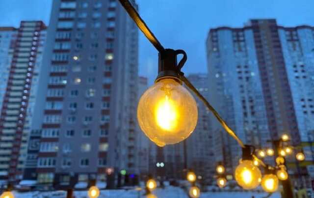 В Киеве почти всем домам отключают свет, - YASNO