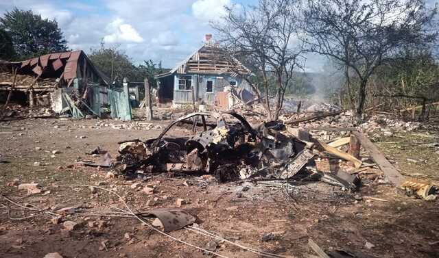 Окупанти обстріляли село Єліне у Чернігівській області: загинуло троє людей