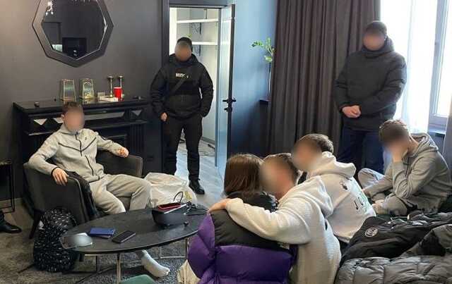 Учасникам п’яних "вечірок" у Києві вручили повістки