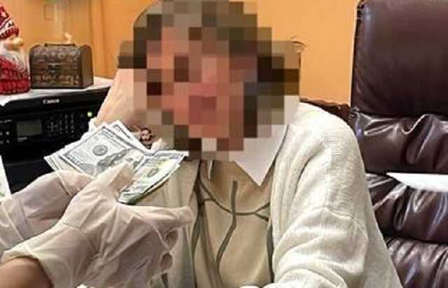 Во Львове на взятке задержан полковник и майор медслужбы