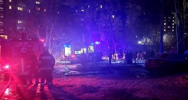 Огонь охватил четыре этажа: под Киевом произошел масштабный пожар в жилом доме