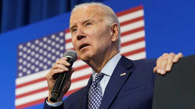 Немногим больше трети демократов хотят, чтобы Байден баллотировался на второй срок