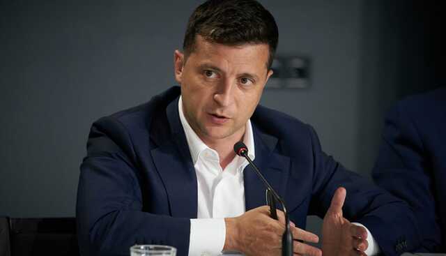 Росія намагається оточити Бахмут: Зеленський розповів про бійню з окупантами