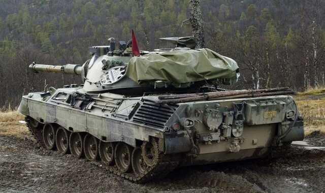  :    187  Leopard 1 ,  