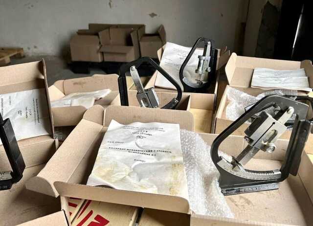 З України до Латвії намагались відправили артилерійські прилади під виглядом будівельних