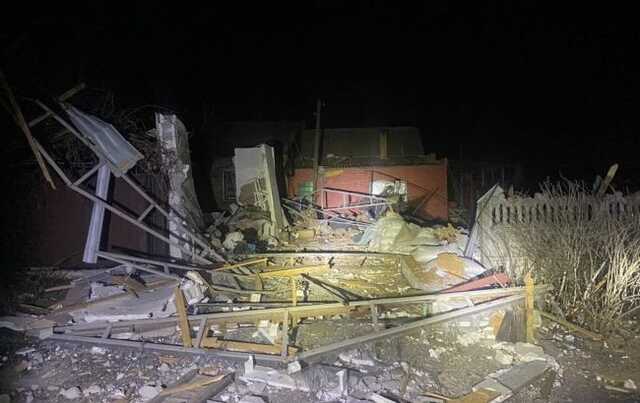 Оккупанты ночью нанесли удар из артиллерии по Никополю: есть погибший