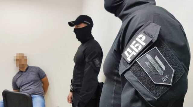 Екскерівника митниці у Чорноморському порту затримали на хабарі