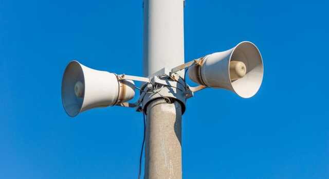 Під час повітряної тривоги повідомляють про вибухи у трьох областях