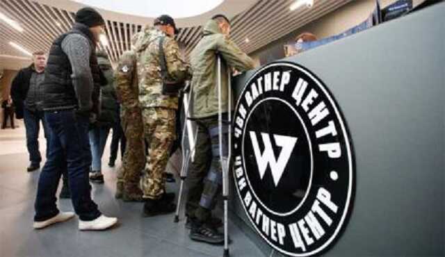 Окупанти-десантники ламають собі кінцівки зі страху перед ПВК «Вагнера»