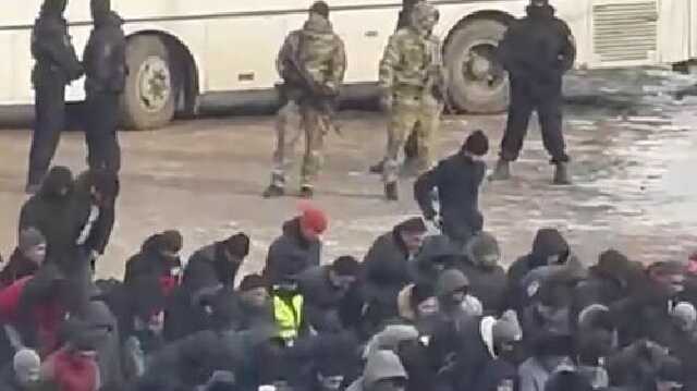 У Росії силовики влаштували облаву на мусульман біля мечеті