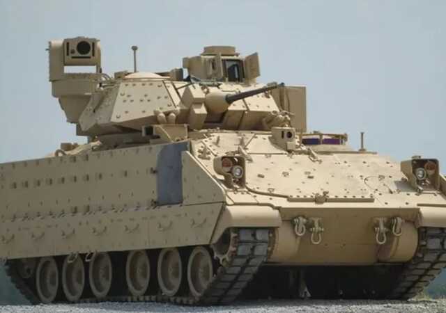 США передадуть Україні особливі БМП Bradley, здатні вести далекобійний високоточний вогонь