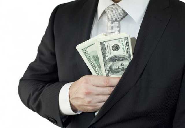 Поставщик Госпродпотребслужбы присвоил 30 млн гривен