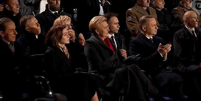 На тлі погроз із РФ: Байден зустрівся з президентом Молдови у Варшаві