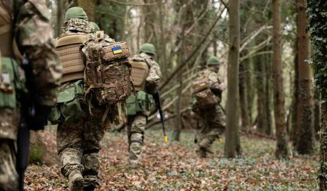 На фронті ЗСУ відпрацювали дронами по росіянах під час ворожого штурму