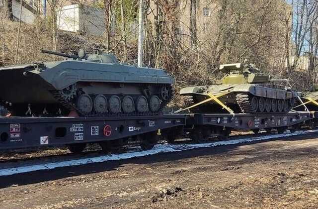 Майже 90 танків та 226 БМП: у Чехії назвали обсяги військової допомоги Україні