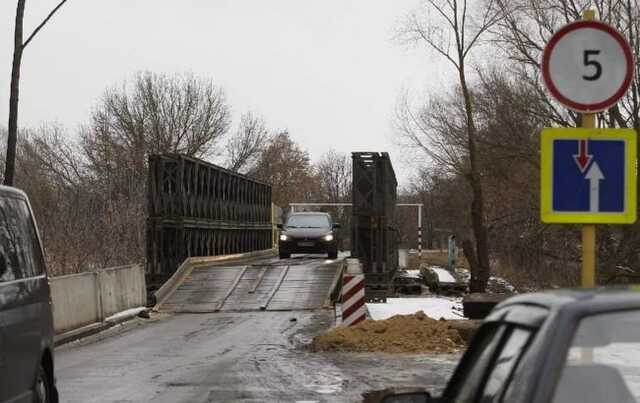 Под Черниговом завтра перекроют движение по переправе через Десну