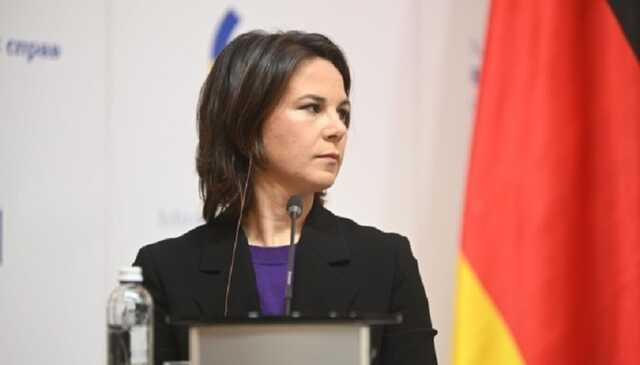 Бербок призвала ООН продолжить расследование военных преступлений РФ в Украине