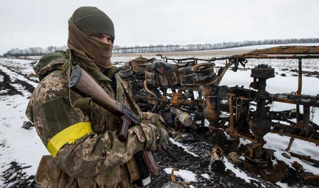 Бойцы ВСУ захватили вражеские позиции и пленили двух оккупантов