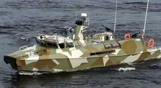 Підготували для диверсантів: ЗСУ знищили 4 катери РФ в районі Кінбурнської коси