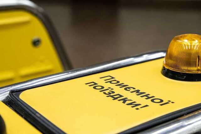 У київському метро відновили роботу автоматів з продажу квитків та поповнення карток