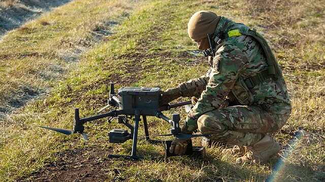 Бойовий дрон ЗСУ уразив 30 одиниць російської техніки: танки та БМД