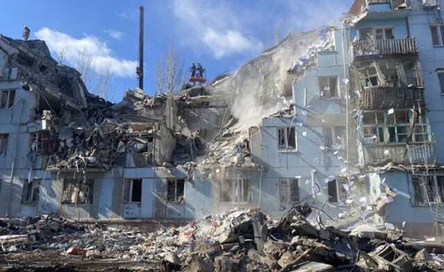 Ракетний удар росіян по Запоріжжю: з-під завалів дістали ще два тіла