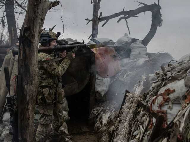 Українські захисники відбили понад 95 ворожих атак на п’яти напрямках – Генштаб