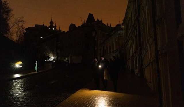 "Вы будете первыми": в ДТЭК пригрозили некоторым украинцам отключениями света