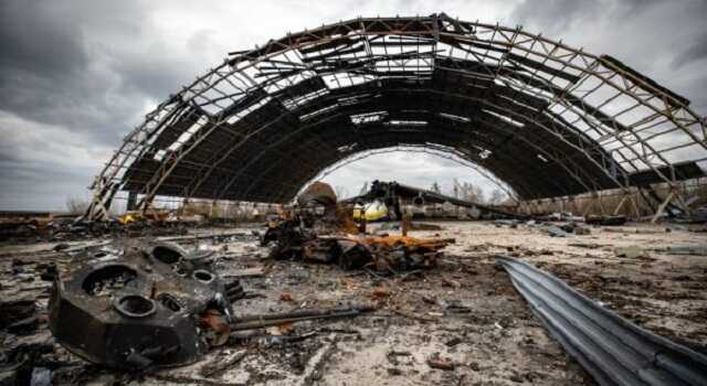 Зрадники з ДП "Антонов", загибель "Мрії", Гостомель та російський десант