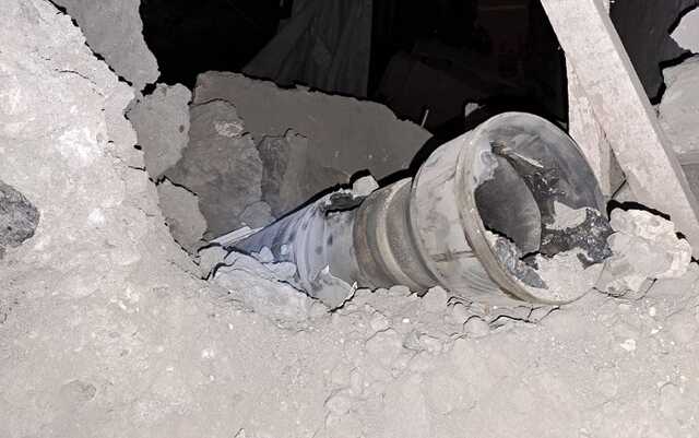 Оккупанты ударили по жилому сектору поселка в Херсонской области: есть пострадавшая