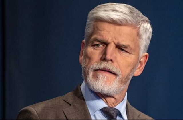 Президент Чехии посетит Украину в апреле