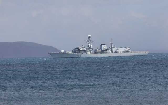 Британія направила корабель для супроводу фрегата та танкера росіян
