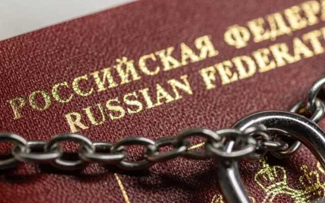 Росія все більше обмежує закордонні поїздки держслужбовців, - розвідка Великої Британії