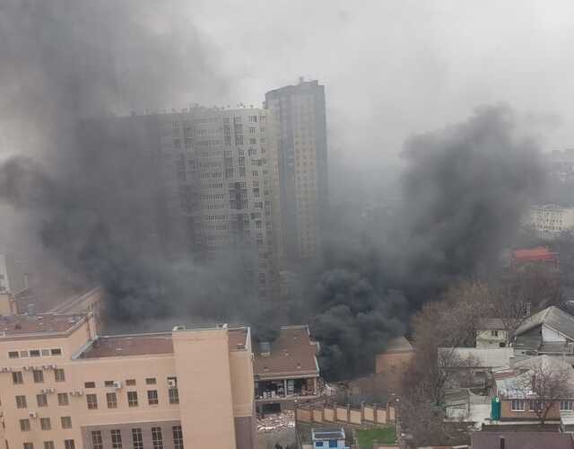 В российском Ростове-на-Дону взорвалось здание Пограничной службы ФСБ